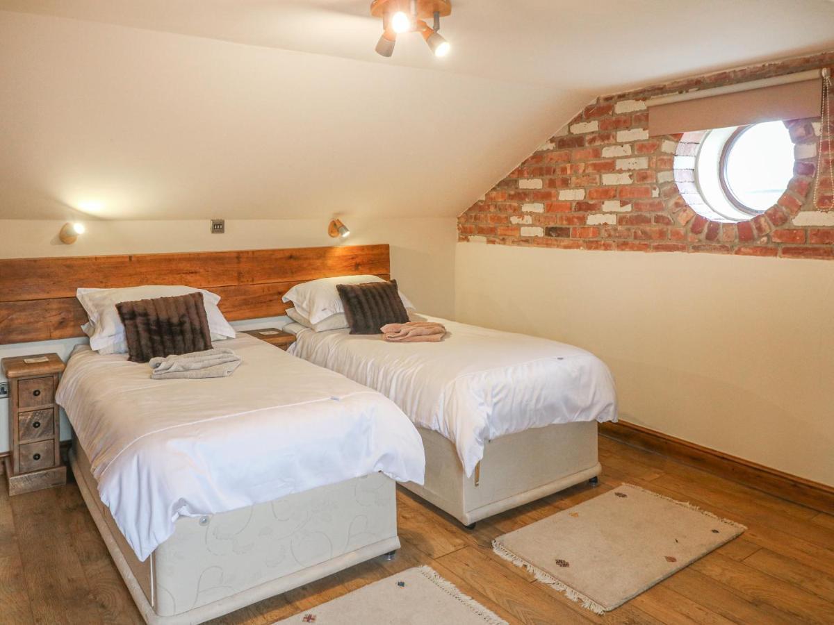 Fletchers Barn Alderwasley Buitenkant foto